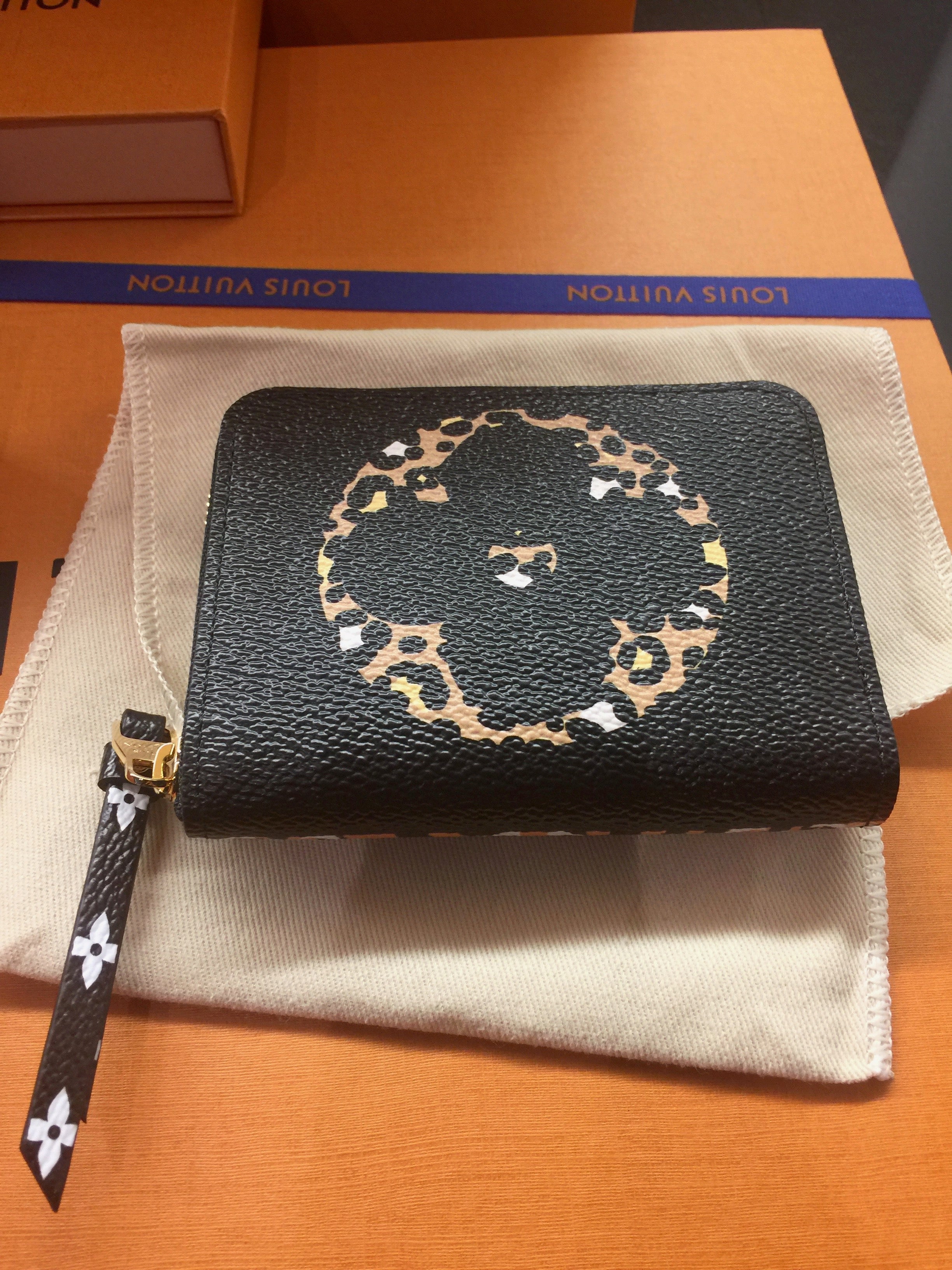 Louis Vuitton Jungle Zippy Coin Purse M67878 by The-Collectory