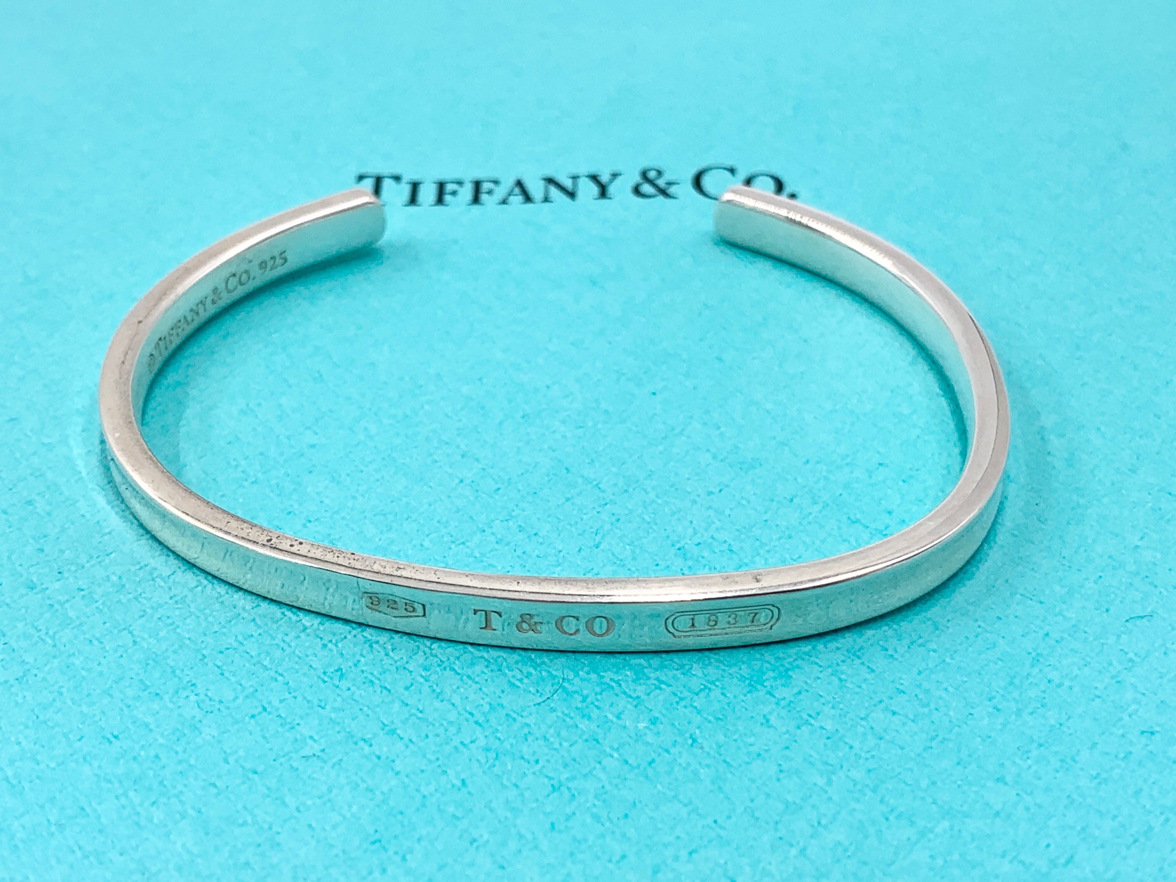 Tiffany and co bangle outlet silver