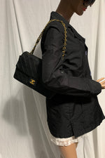 Sold-CHANEL Vintage Lambskin Medium/Large Single Flap Bag black/gold hardware