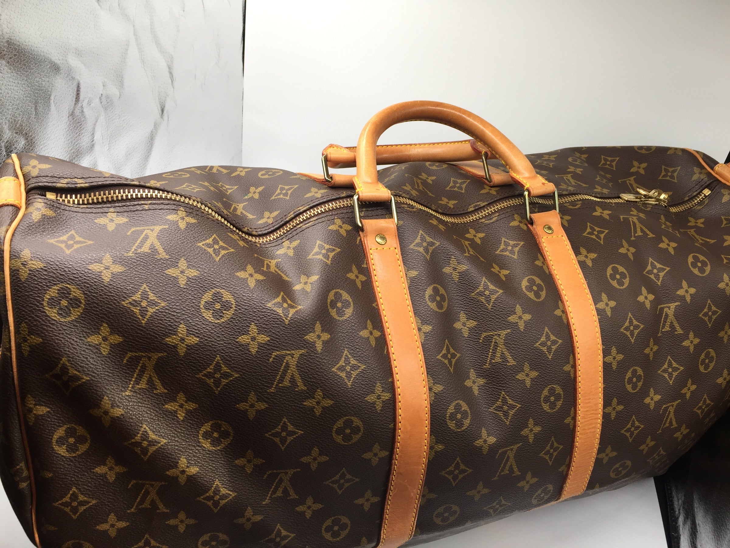 Louis Vuitton BEAUTIFUL ❤️Authentic Keepall 60 Bandouliere w