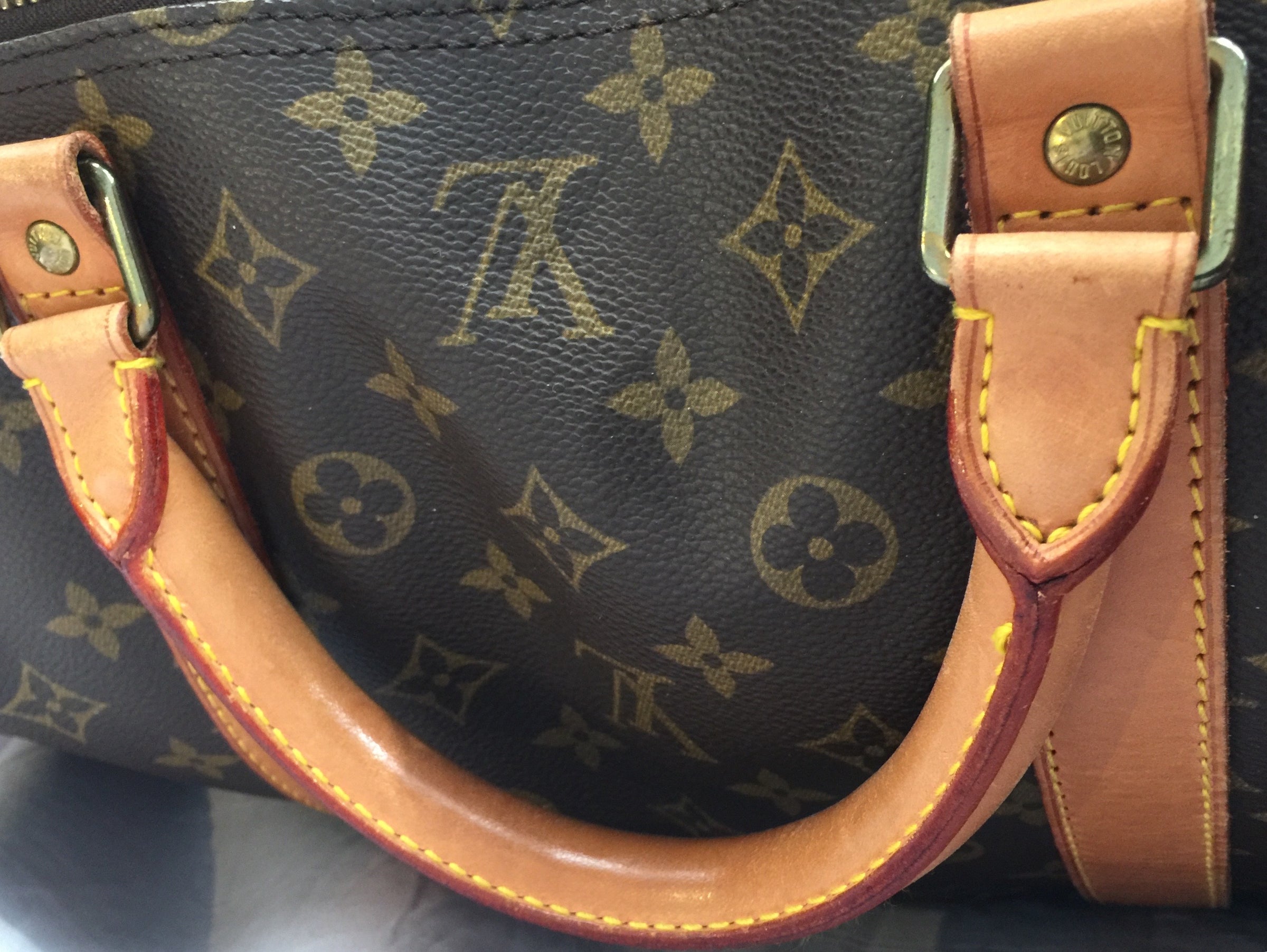 Louis Vuitton Monogram Keepall Bandouliere 60 Duffle Bag with Strap 60 –  Bagriculture