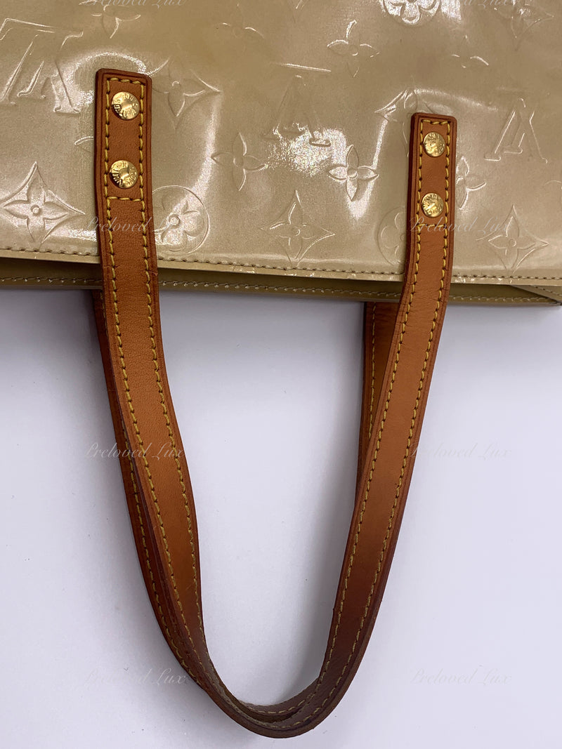 LOUIS VUITTON Handbag Brentwood Yellow Monogram Vernis Patent Leather Tote  Preowned Camel ref.674131 - Joli Closet